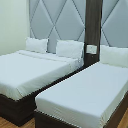 Hotel Novelty Inn Amritsar Dış mekan fotoğraf